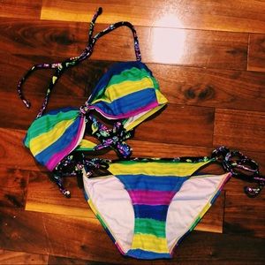 delia’s bikini